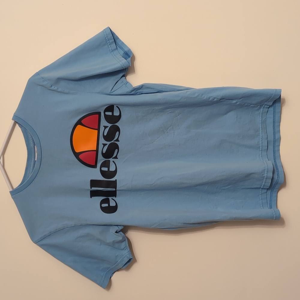 Ellesse T-shirt size medium